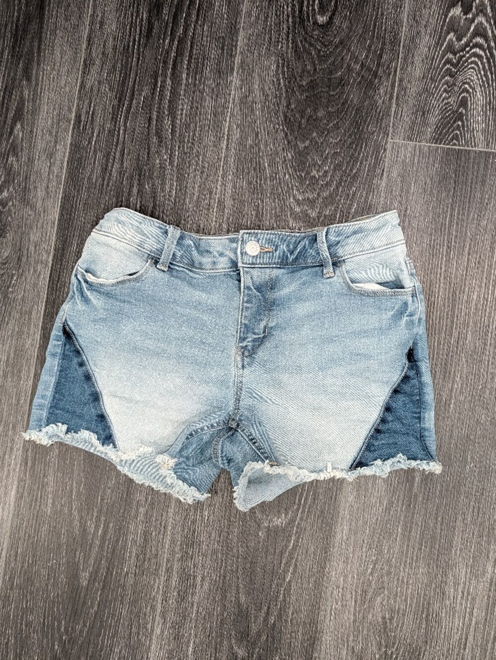 SO Light Blue Frayed Hem Denim Shorts